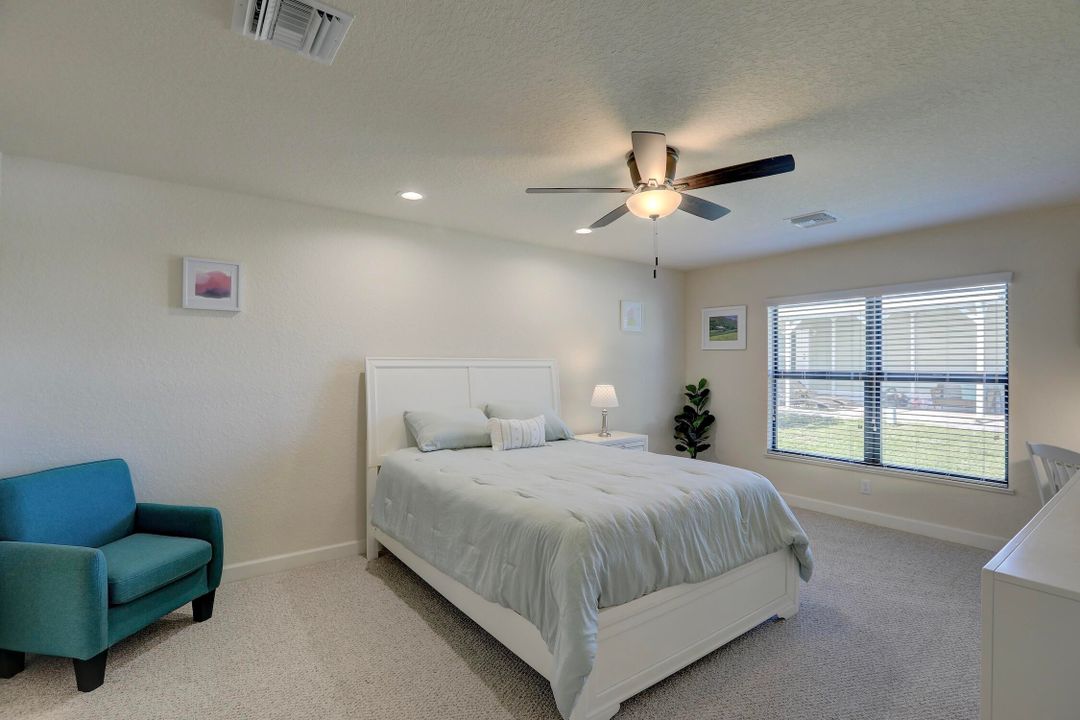 待售: $169,000 (2 贝兹, 2 浴室, 1451 平方英尺)