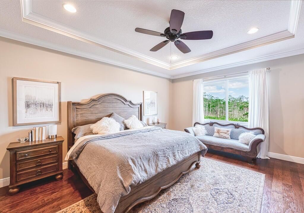 合同活跃: $3,500 (3 贝兹, 2 浴室, 2278 平方英尺)