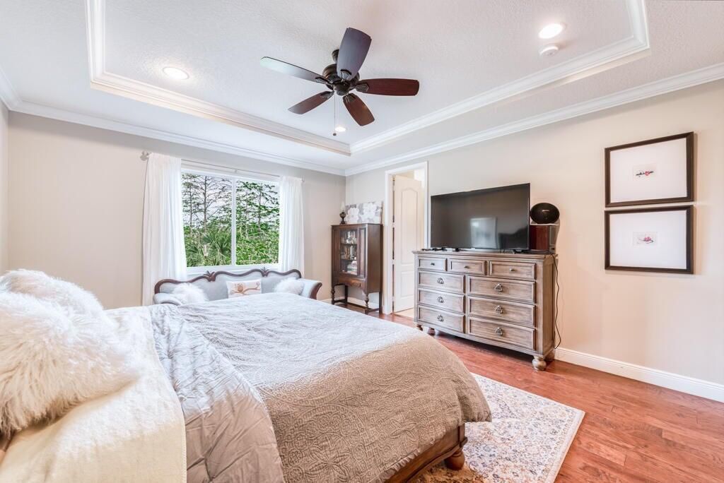 合同活跃: $3,500 (3 贝兹, 2 浴室, 2278 平方英尺)