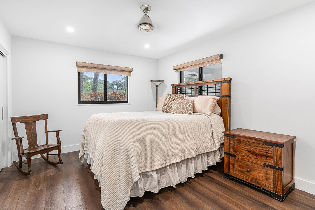 For Sale: $2,650,000 (3 beds, 2 baths, 1934 Square Feet)