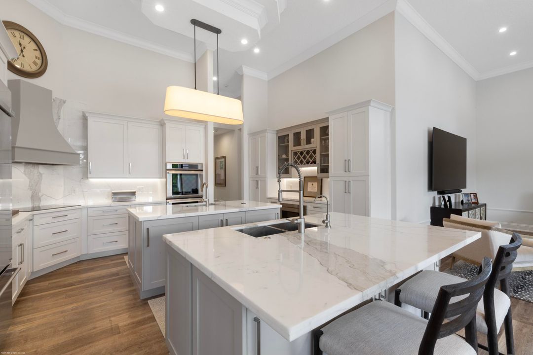 En Venta: $5,350,000 (4 camas, 5 baños, 5349 Pies cuadrados)