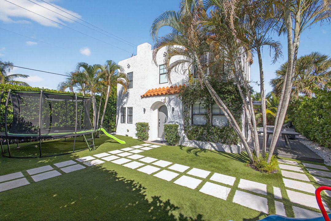 待售: $1,395,000 (4 贝兹, 2 浴室, 1809 平方英尺)