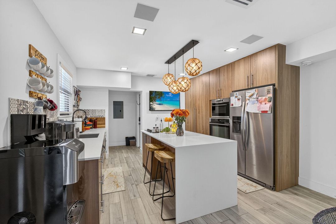 待售: $1,395,000 (4 贝兹, 2 浴室, 1809 平方英尺)