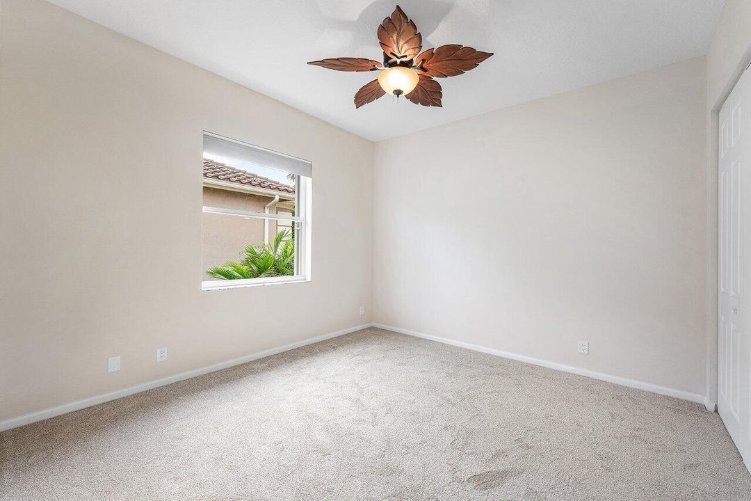 Под контрактом: $830,000 (5 спален, 3 ванн, 2980 Квадратных фут)