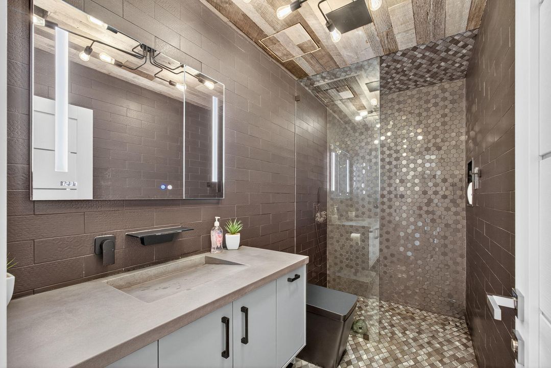 待售: $1,395,000 (4 贝兹, 2 浴室, 1809 平方英尺)