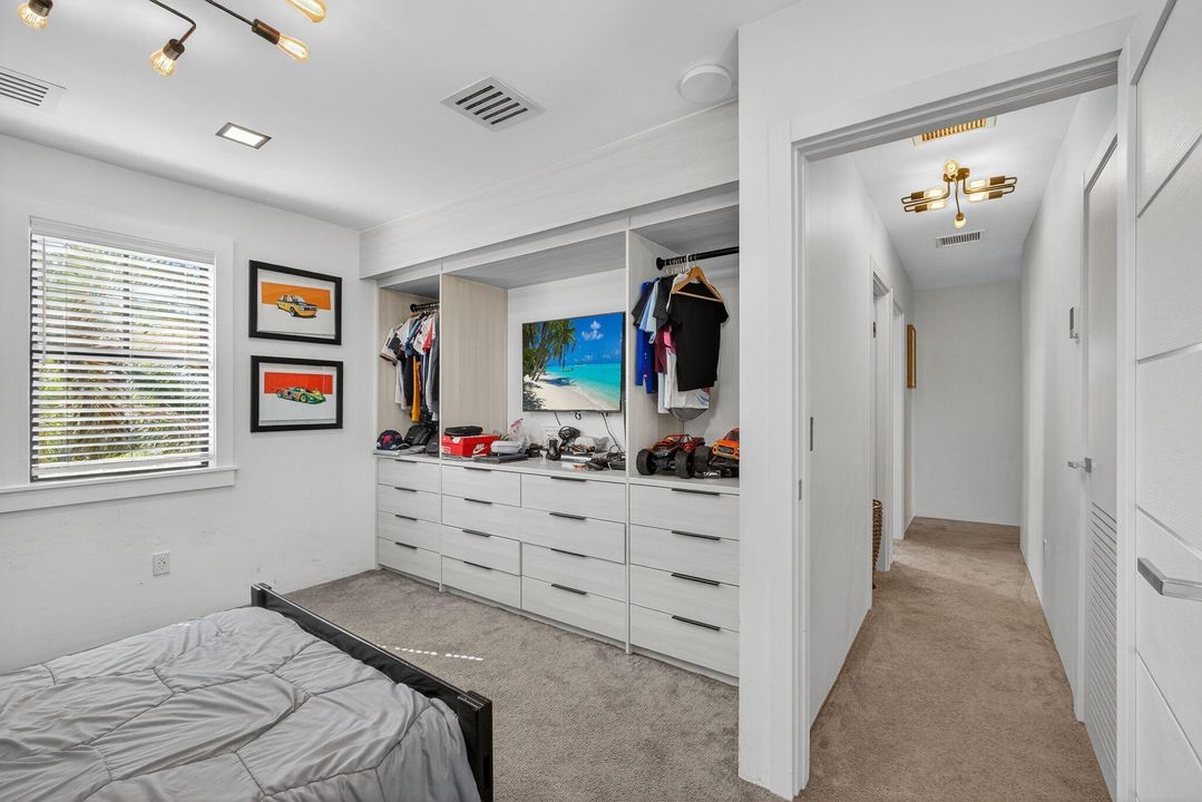 待售: $1,395,000 (4 贝兹, 2 浴室, 1809 平方英尺)