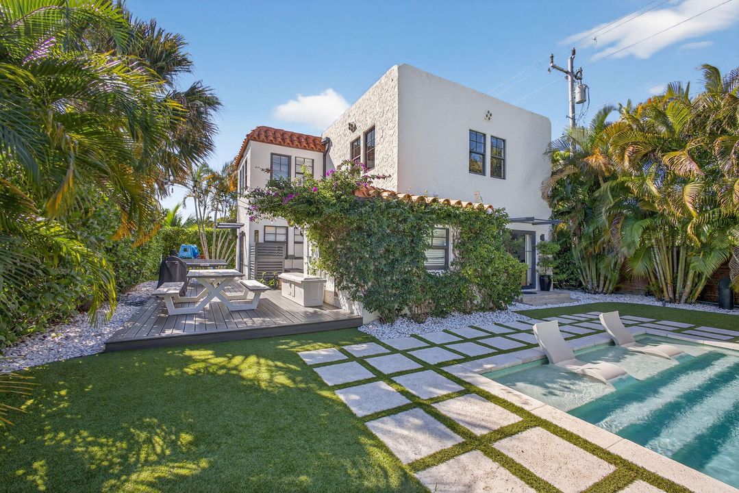 待售: $1,395,000 (4 贝兹, 2 浴室, 1809 平方英尺)