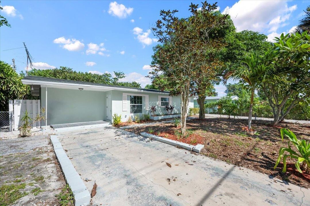 待售: $380,000 (4 贝兹, 2 浴室, 1503 平方英尺)