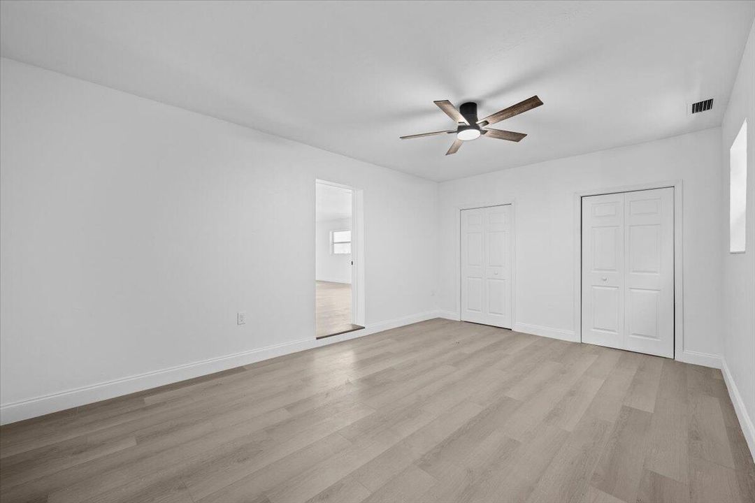 待售: $380,000 (4 贝兹, 2 浴室, 1503 平方英尺)