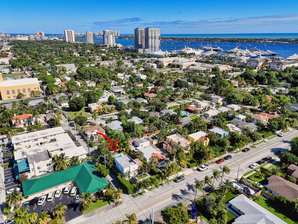 待售: $1,395,000 (4 贝兹, 2 浴室, 1809 平方英尺)