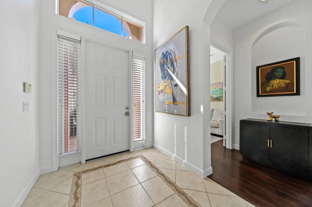 For Sale: $449,900 (3 beds, 2 baths, 1789 Square Feet)