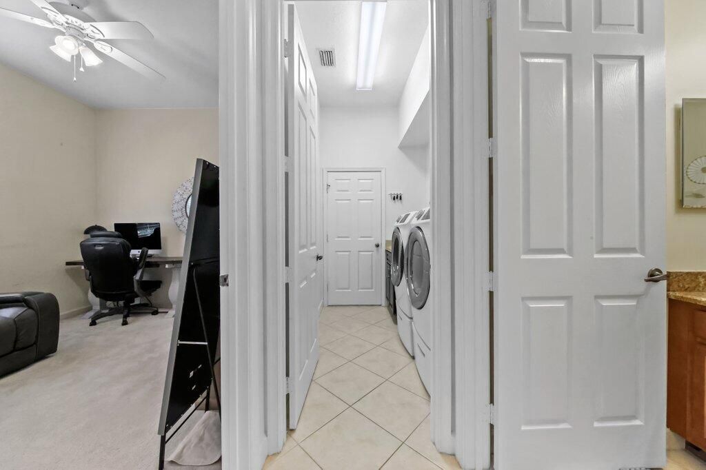 For Sale: $449,900 (3 beds, 2 baths, 1789 Square Feet)