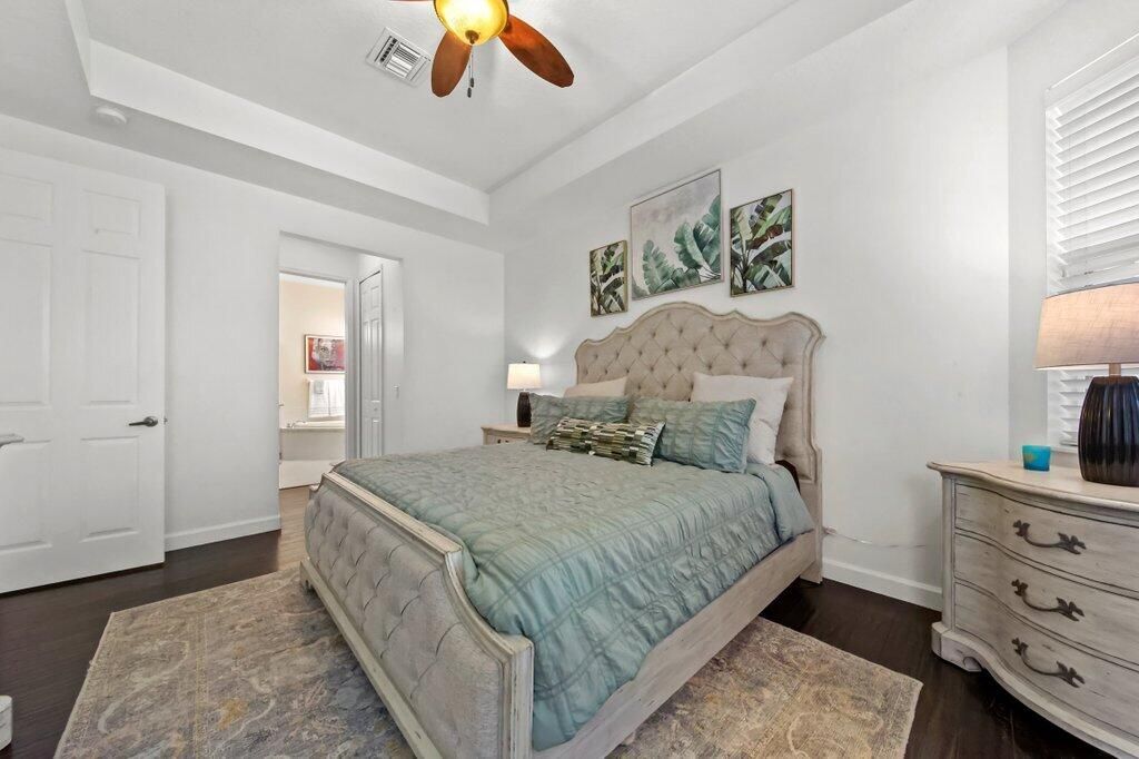 For Sale: $449,900 (3 beds, 2 baths, 1789 Square Feet)