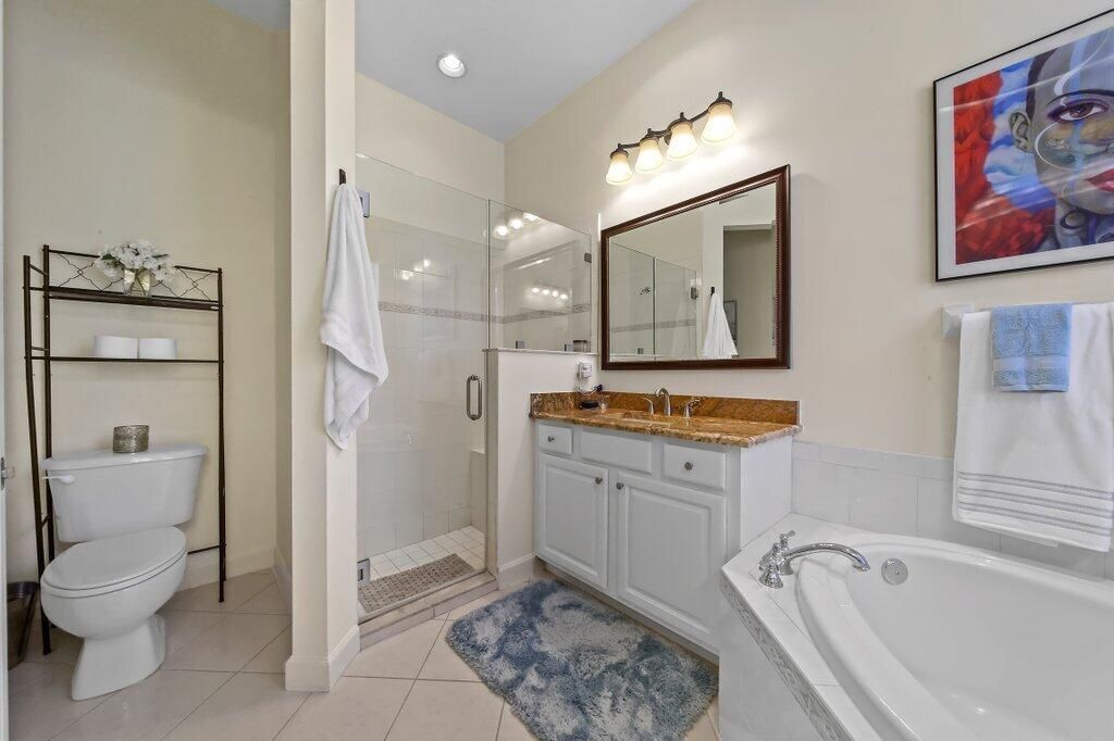 For Sale: $449,900 (3 beds, 2 baths, 1789 Square Feet)