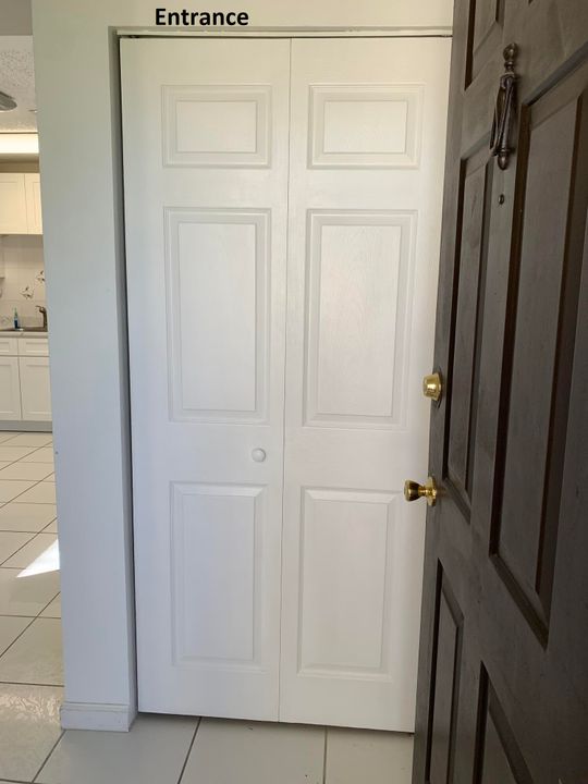 For Rent: $2,000 (2 beds, 1 baths, 841 Square Feet)