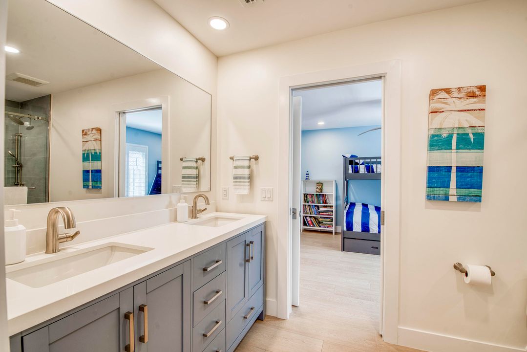 Active With Contract: $1,999,999 (5 beds, 3 baths, 3378 Square Feet)