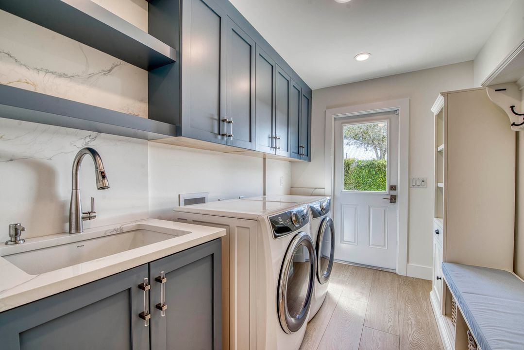 Active With Contract: $1,999,999 (5 beds, 3 baths, 3378 Square Feet)