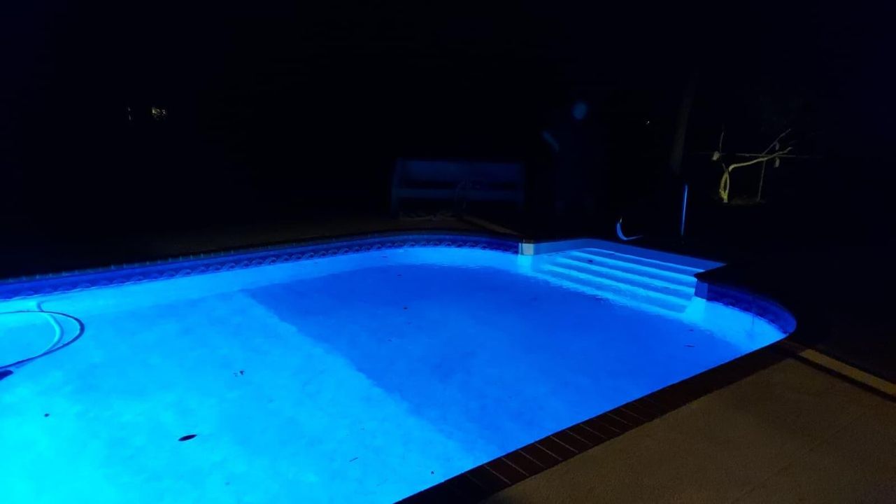 For Sale: $389,000 (3 beds, 2 baths, 1453 Square Feet)