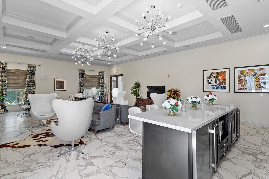 For Rent: $3,500 (2 beds, 2 baths, 1118 Square Feet)