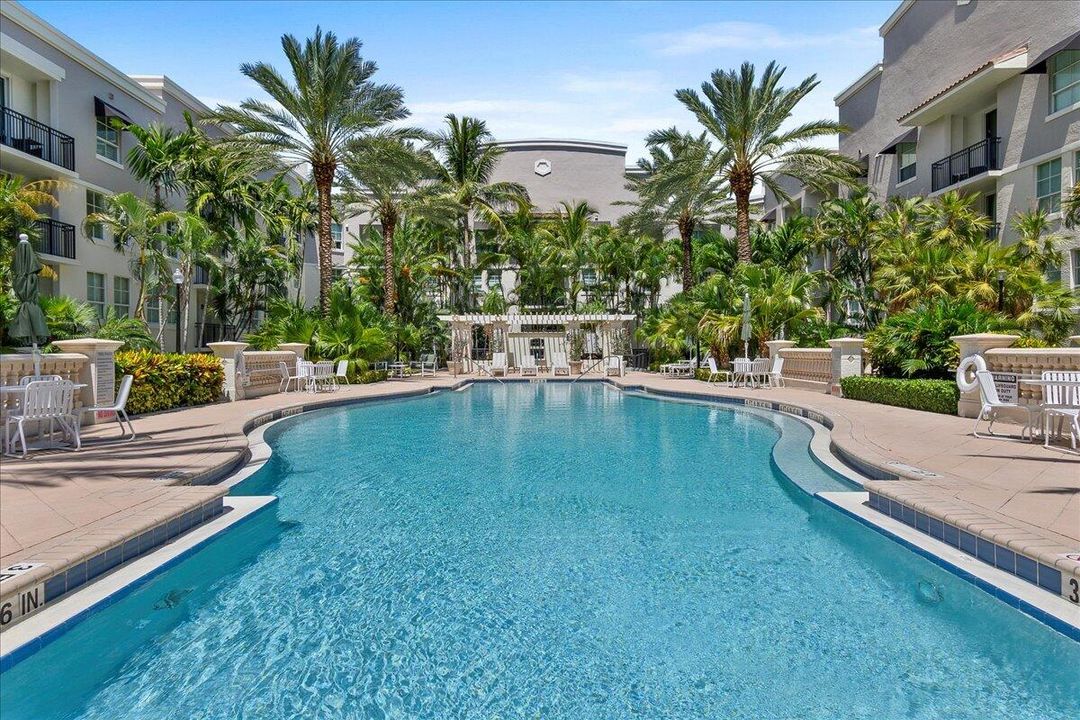 For Rent: $3,500 (2 beds, 2 baths, 1118 Square Feet)