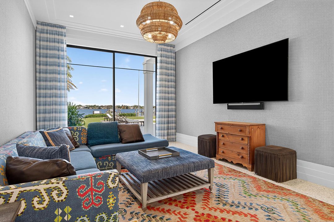 For Sale: $15,200,000 (6 beds, 6 baths, 7046 Square Feet)