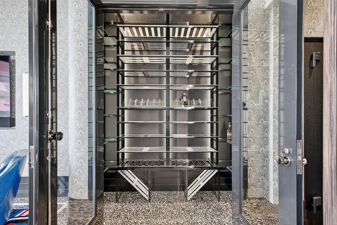 For Sale: $15,200,000 (6 beds, 6 baths, 7046 Square Feet)