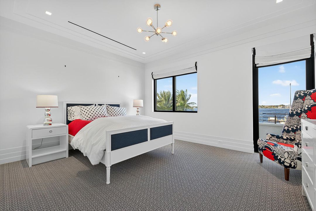 For Sale: $15,200,000 (6 beds, 6 baths, 7046 Square Feet)