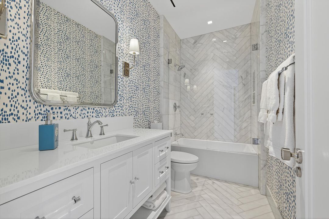 For Sale: $15,200,000 (6 beds, 6 baths, 7046 Square Feet)