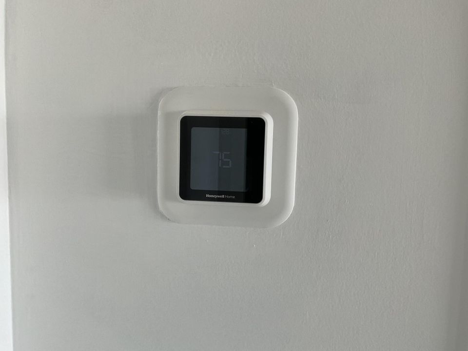 待售: $299,000 (2 贝兹, 2 浴室, 1206 平方英尺)