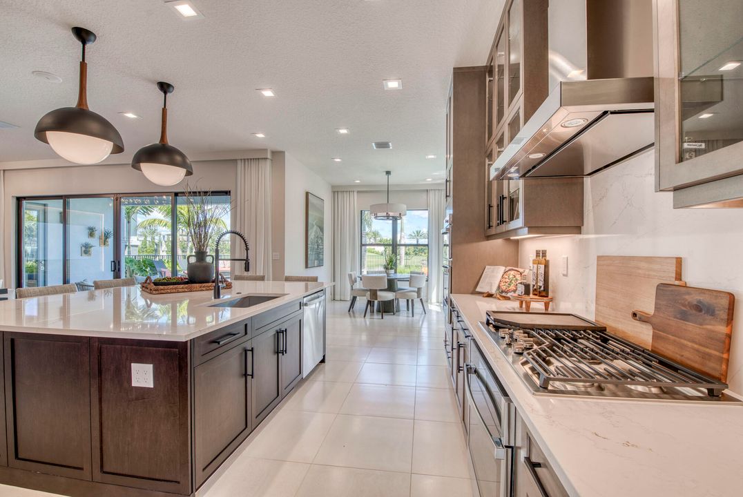 For Sale: $1,452,900 (5 beds, 7 baths, 4267 Square Feet)