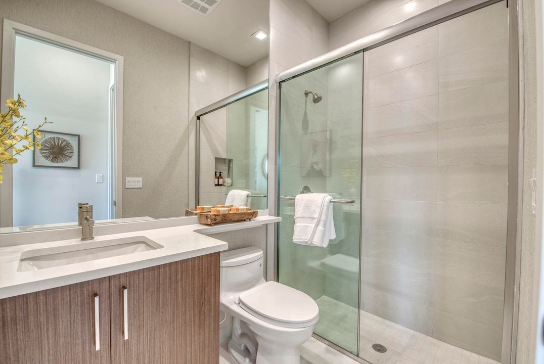 For Sale: $1,452,900 (5 beds, 7 baths, 4267 Square Feet)