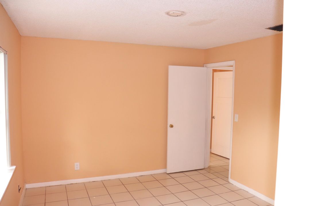 Под контрактом: $2,600 (3 спален, 2 ванн, 1253 Квадратных фут)