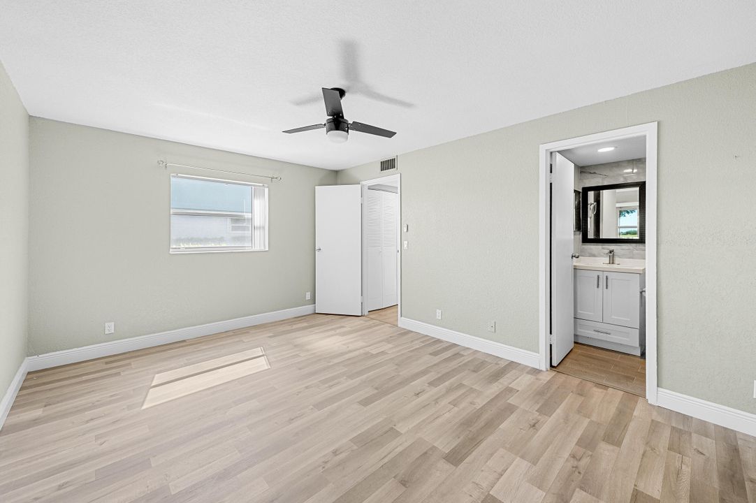 For Sale: $109,900 (1 beds, 1 baths, 720 Square Feet)