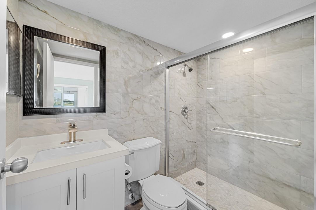 For Sale: $109,900 (1 beds, 1 baths, 720 Square Feet)