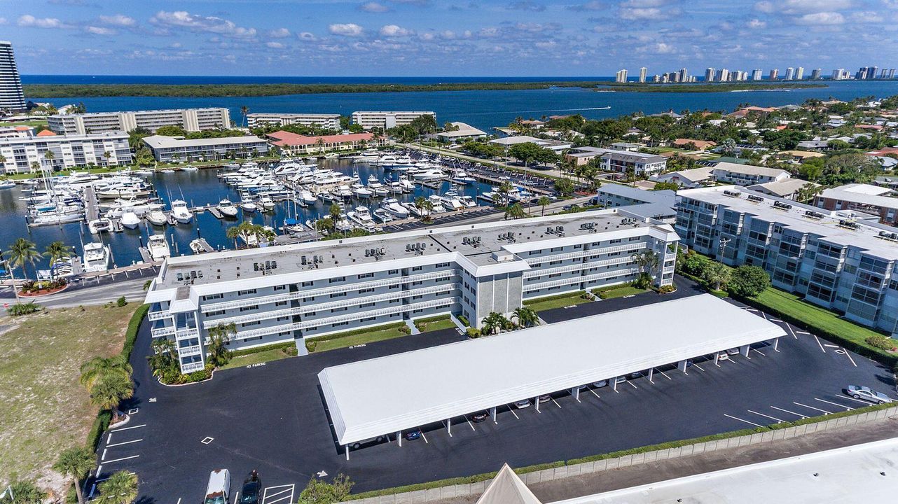 待售: $295,000 (2 贝兹, 2 浴室, 1178 平方英尺)