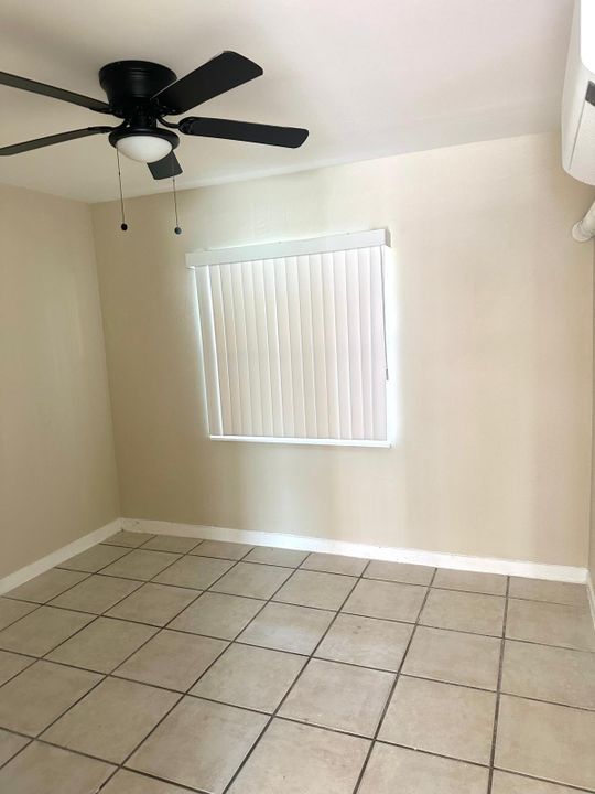 出租: $1,800 (3 贝兹, 1 浴室, 1777 平方英尺)