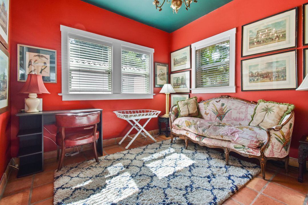 出租: $7,500 (3 贝兹, 2 浴室, 2646 平方英尺)