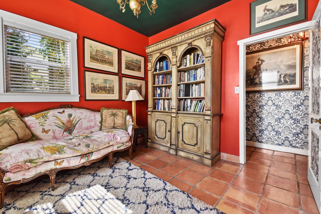 出租: $7,500 (3 贝兹, 2 浴室, 2646 平方英尺)