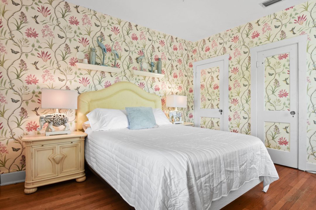 出租: $7,500 (3 贝兹, 2 浴室, 2646 平方英尺)