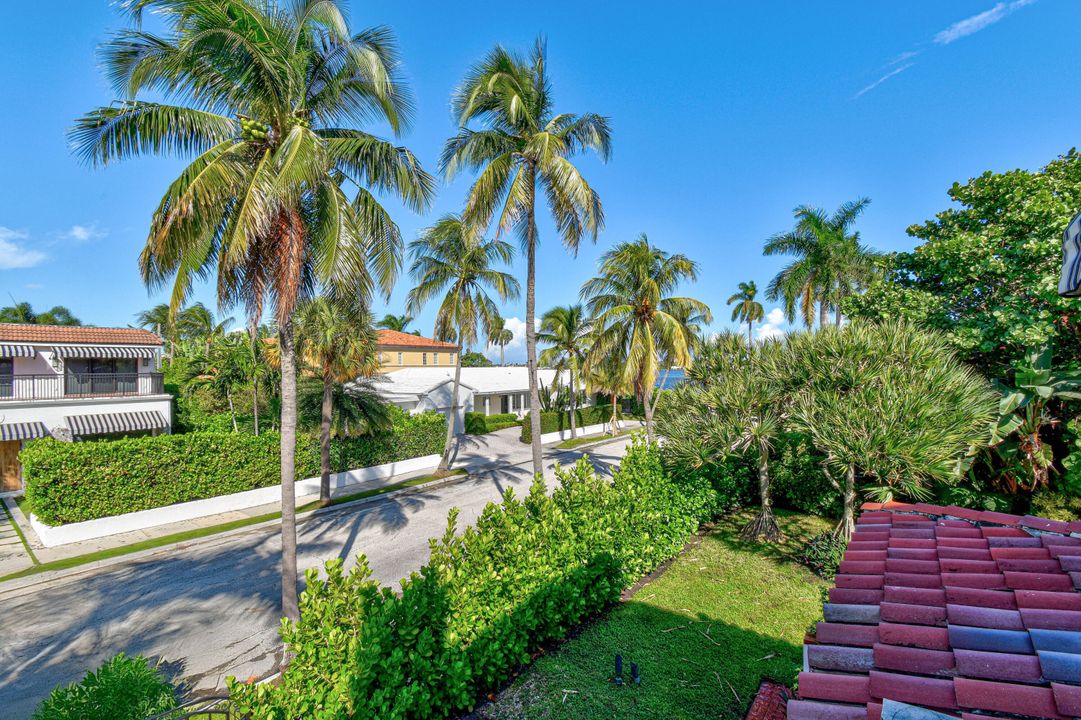 出租: $7,500 (3 贝兹, 2 浴室, 2646 平方英尺)