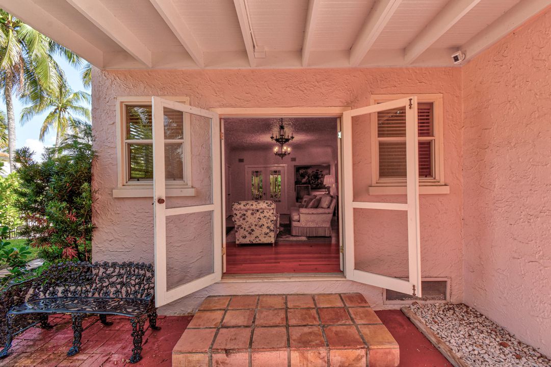 出租: $7,500 (3 贝兹, 2 浴室, 2646 平方英尺)