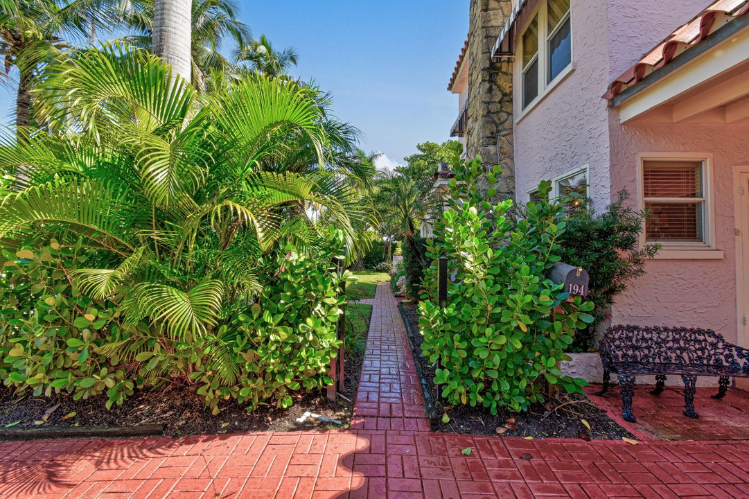 出租: $7,500 (3 贝兹, 2 浴室, 2646 平方英尺)