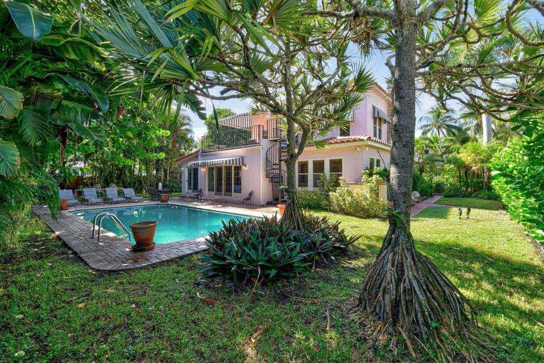 出租: $7,500 (3 贝兹, 2 浴室, 2646 平方英尺)