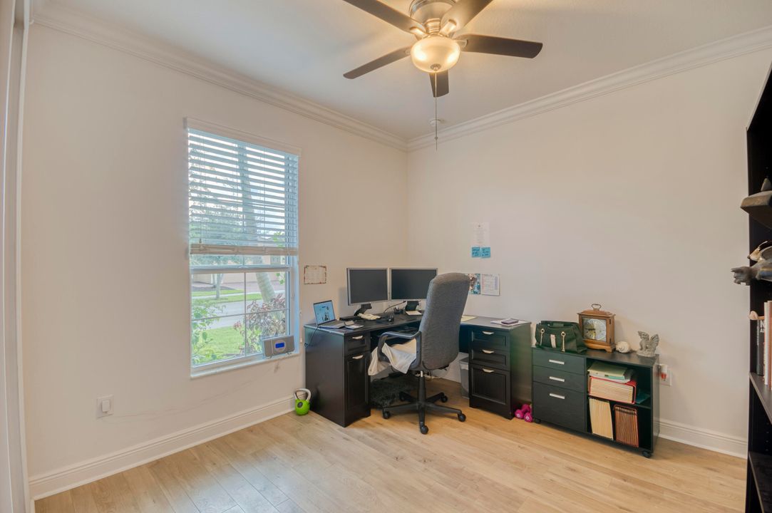 待售: $419,900 (3 贝兹, 2 浴室, 1992 平方英尺)