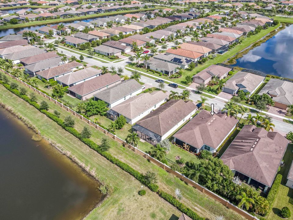 待售: $419,900 (3 贝兹, 2 浴室, 1992 平方英尺)