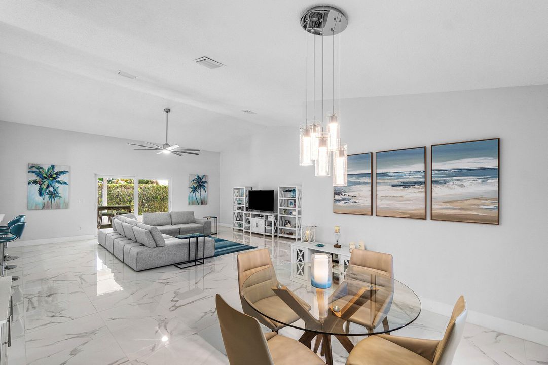 Activo con contrato: $578,000 (2 camas, 2 baños, 2356 Pies cuadrados)