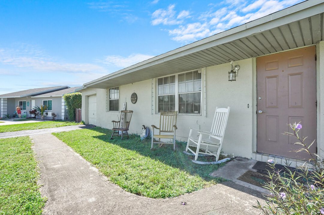 Activo con contrato: $425,000 (3 camas, 2 baños, 1538 Pies cuadrados)