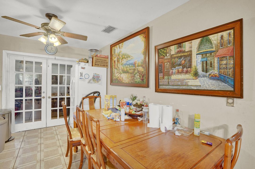 Activo con contrato: $425,000 (3 camas, 2 baños, 1538 Pies cuadrados)