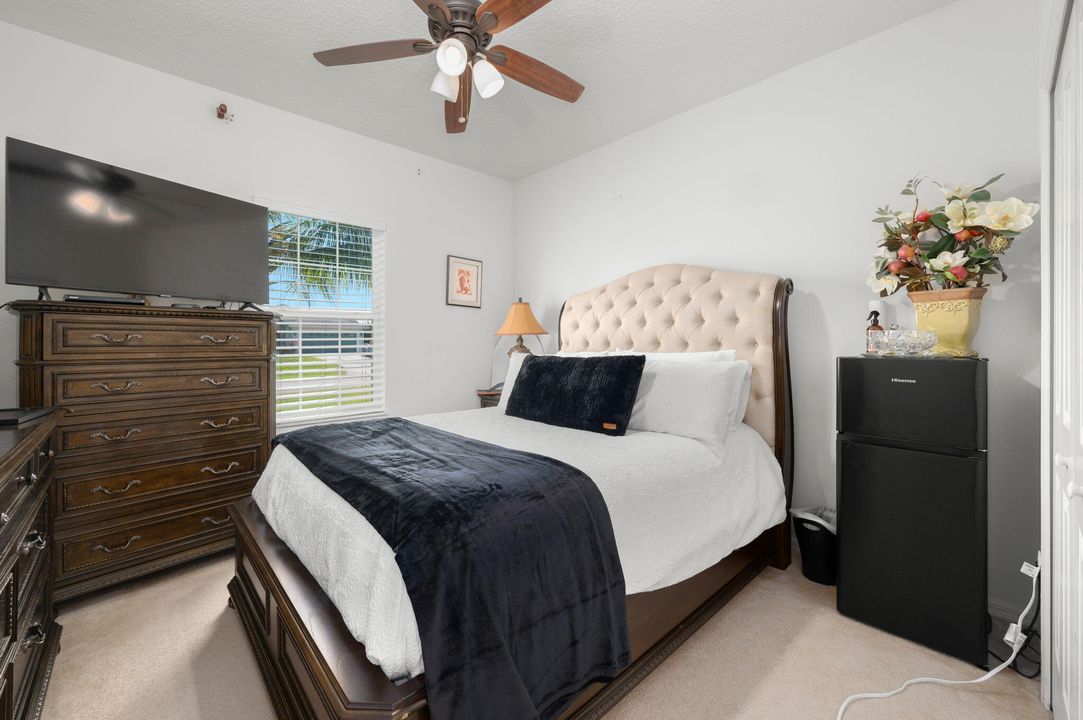 Active With Contract: $455,977 (4 beds, 3 baths, 2400 Square Feet)