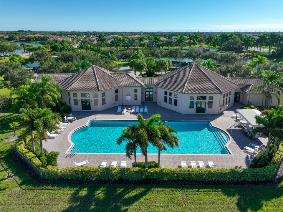 На продажу: $410,000 (4 спален, 2 ванн, 1846 Квадратных фут)